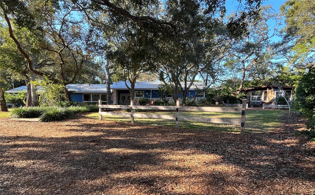 1880 BELLEAIR ROAD