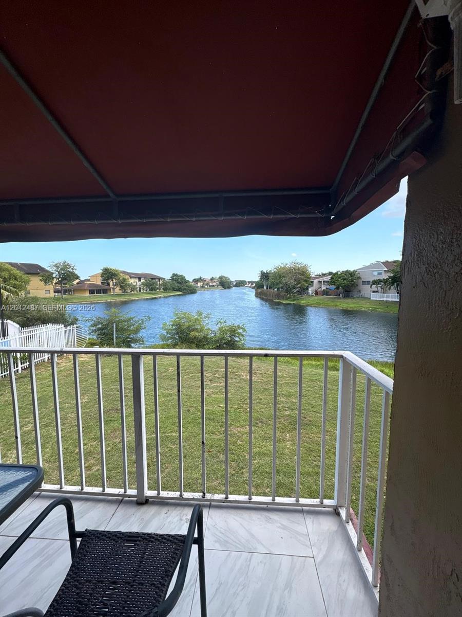 15560 SW 80th St # 205, Miami FL 33193
