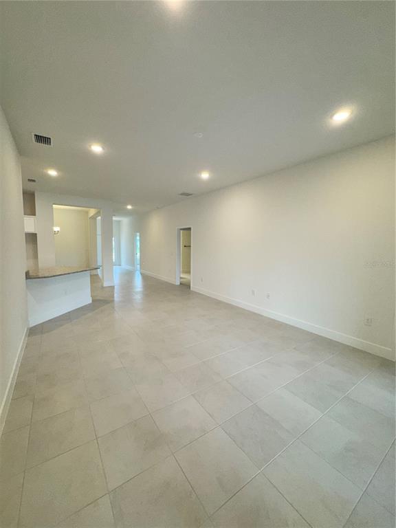 2675 AVERLAND LOOP, NORTH PORT, FL — photo 4 of 12