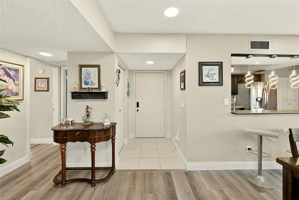 700 STARKEY ROAD UNIT 1216, LARGO, FL — photo 3 of 30