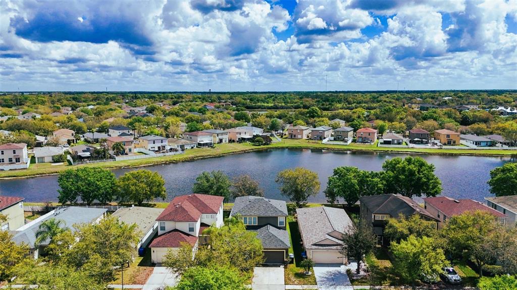 7951 CARRIAGE POINTE DRIVE