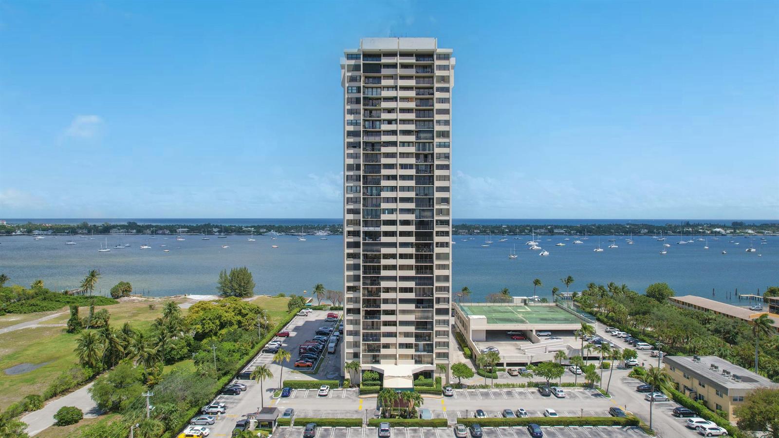 5600 N Flagler Drive # 2802, West Palm Beach FL 33407