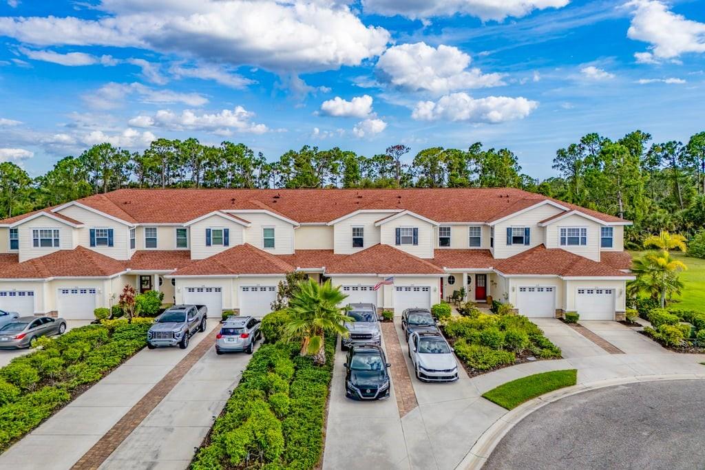 2282 MULBERRY LANE