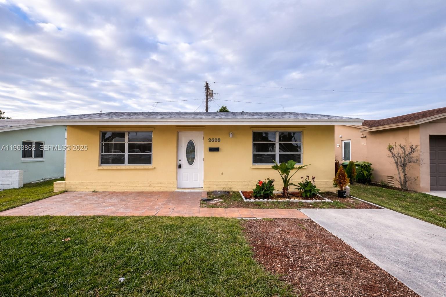 2609 NW 54th St, Tamarac FL 33309