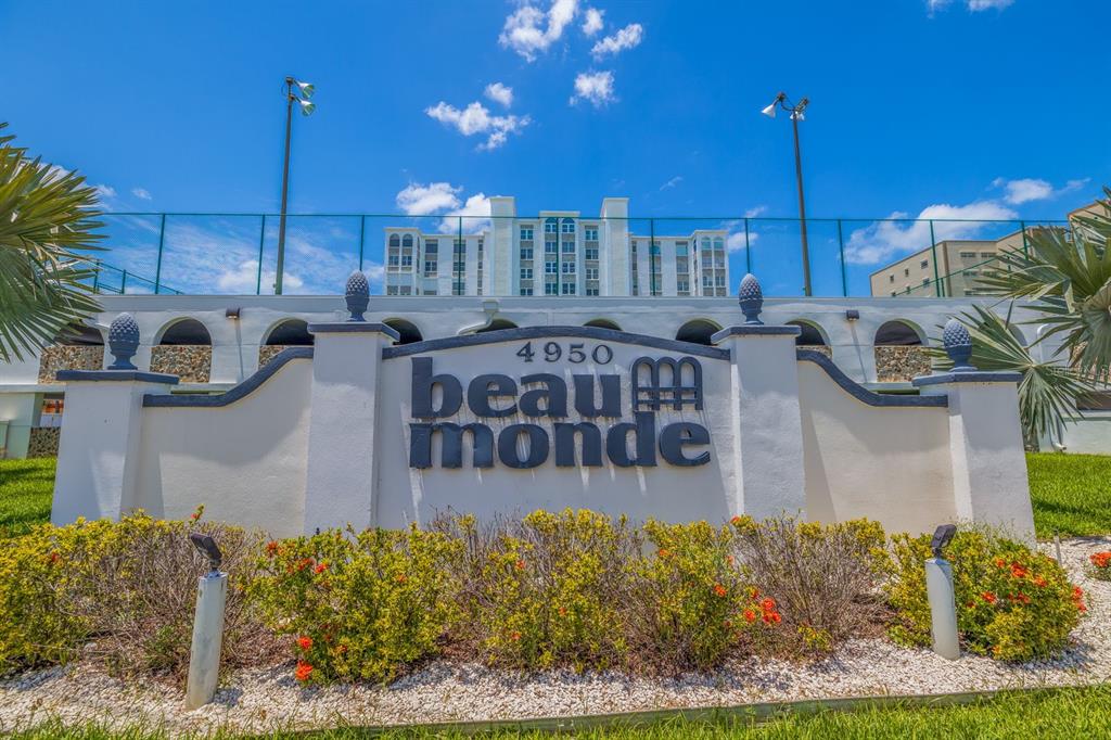 4950 GULF BOULEVARD UNIT 404