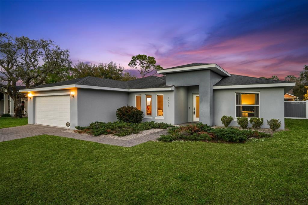 1405 PRAIRIE OAKS COURT