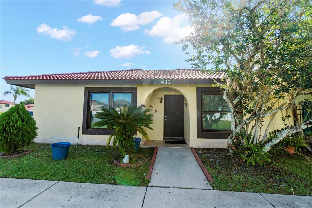 432 HUNTER CIRCLE