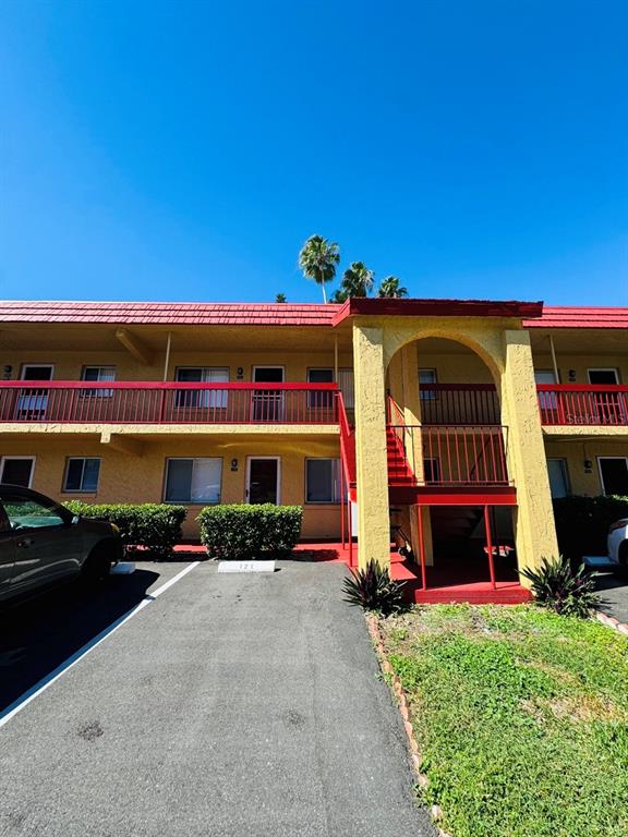 400 EL CAMINO DRIVE UNIT 223