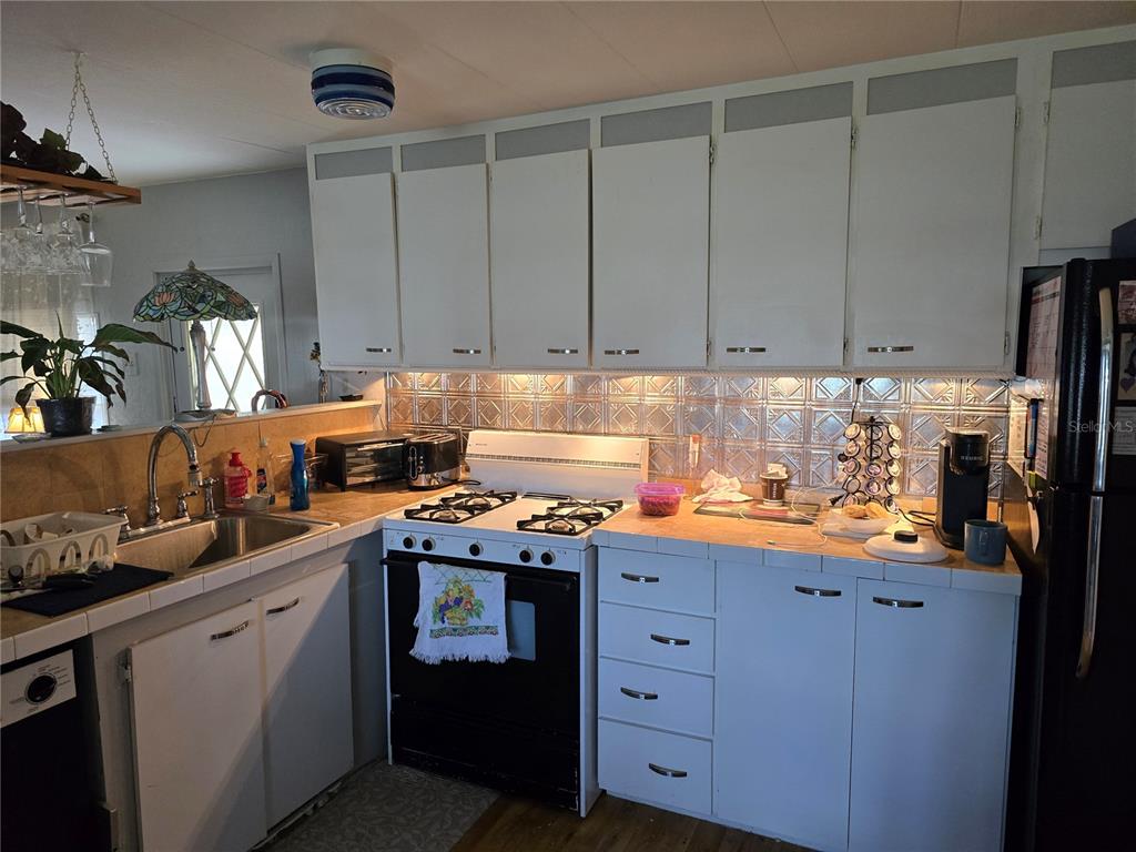 5316 53RD AVENUE E UNIT F21, BRADENTON, FL — photo 4 of 19