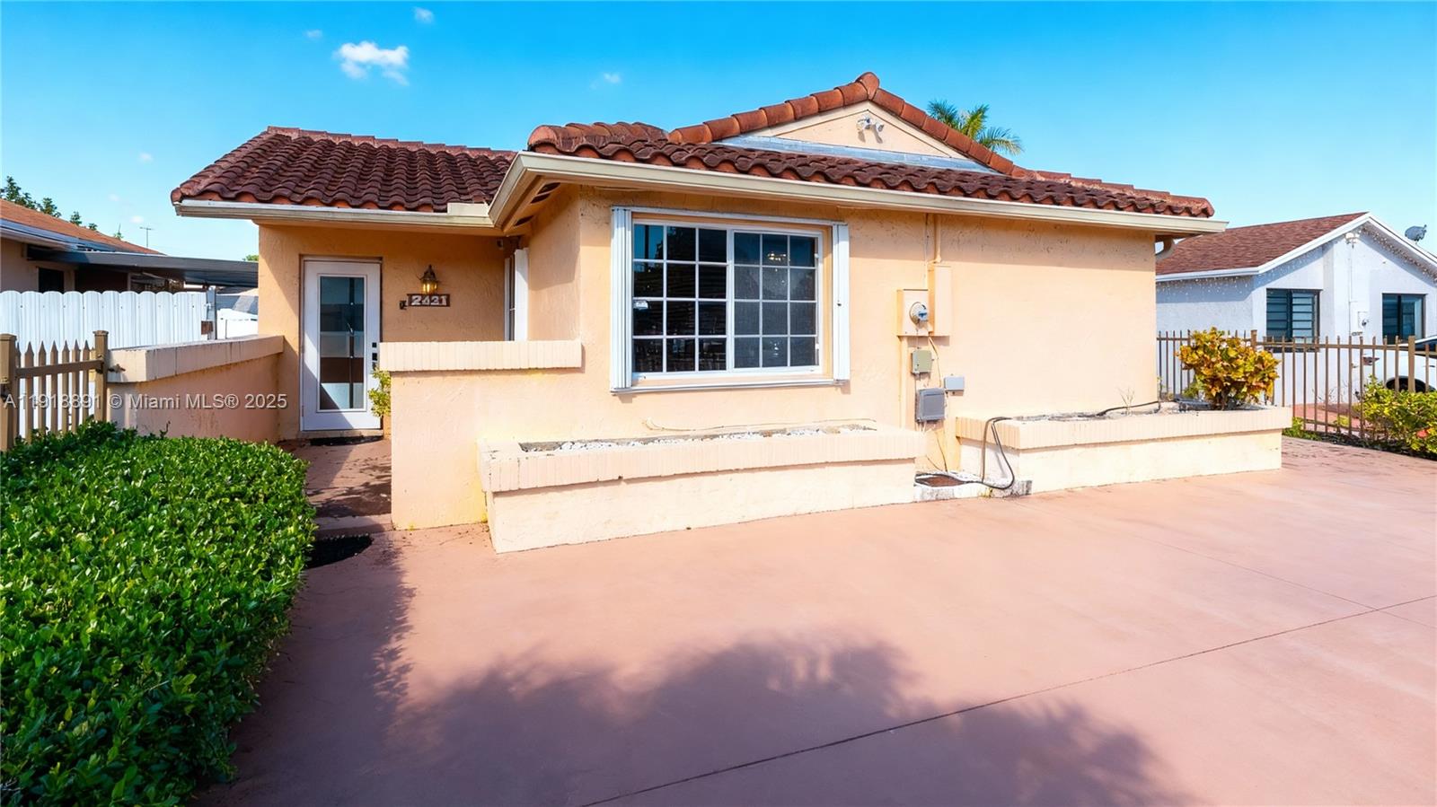 12421 SW 193rd St, Miami FL 33177