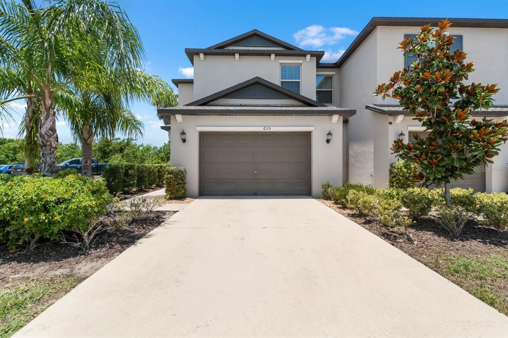635 ROYAL EMPRESS DRIVE