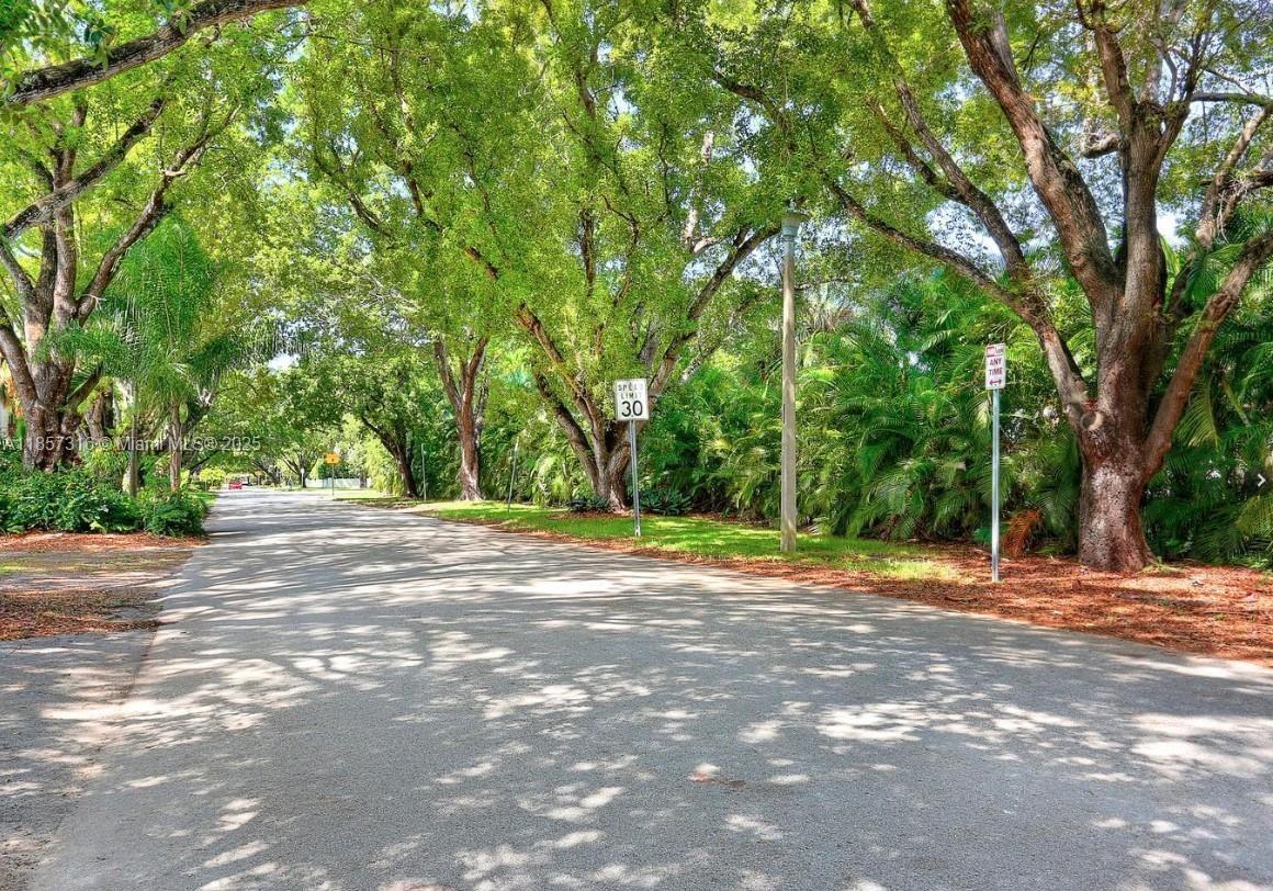 1239 Mariposa Ave # 8, Coral Gables FL 33146