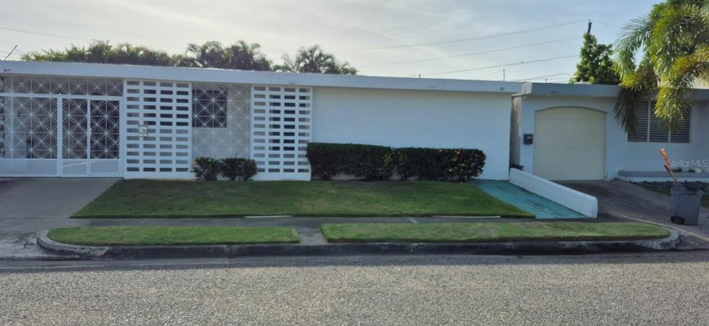 M-44 CALLE LUZ DIVINA JARDINES FAGOT