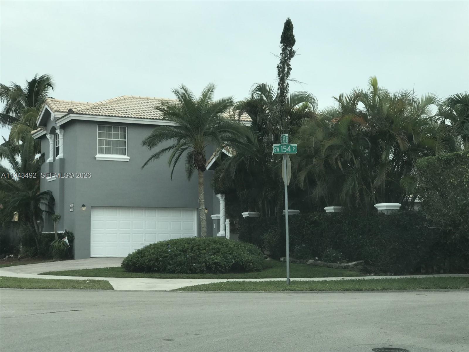 15448 SW 92nd St, Miami FL 33196