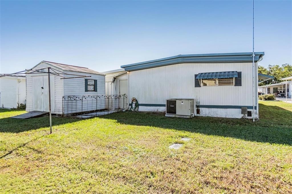 37021 SANDRA AVENUE, ZEPHYRHILLS, FL — photo 5 of 30