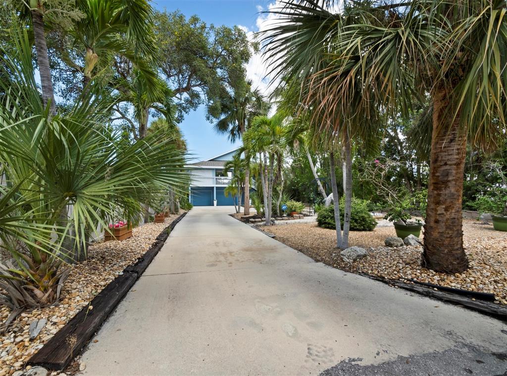 4114 ROBERTS POINT CIRCLE, SARASOTA, FL — photo 4 of 13