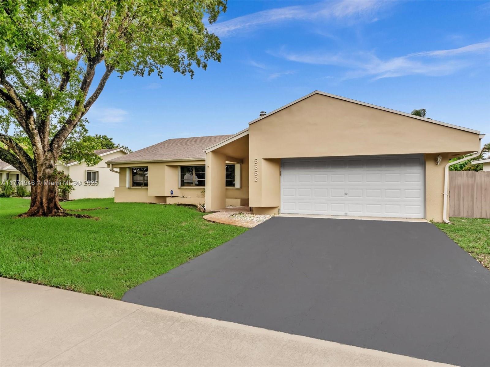 5352 SW 118th Ave, Cooper City FL 33330