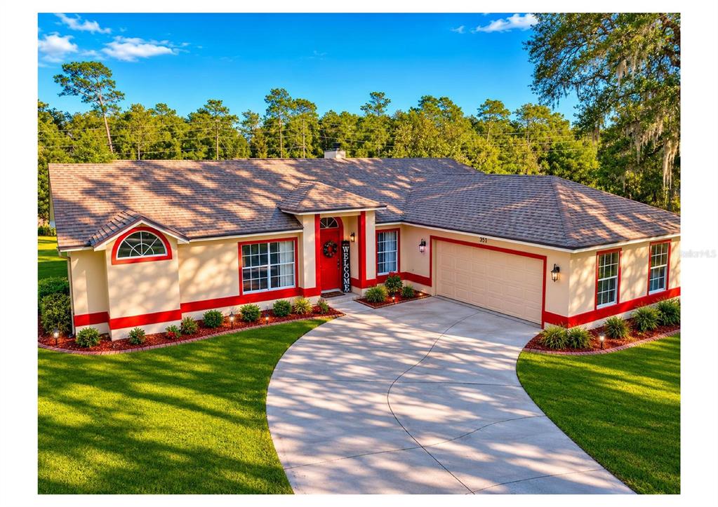 330 BONNIE LANE