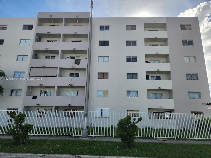 6060 W 21st Ct # 103, Hialeah FL 33016