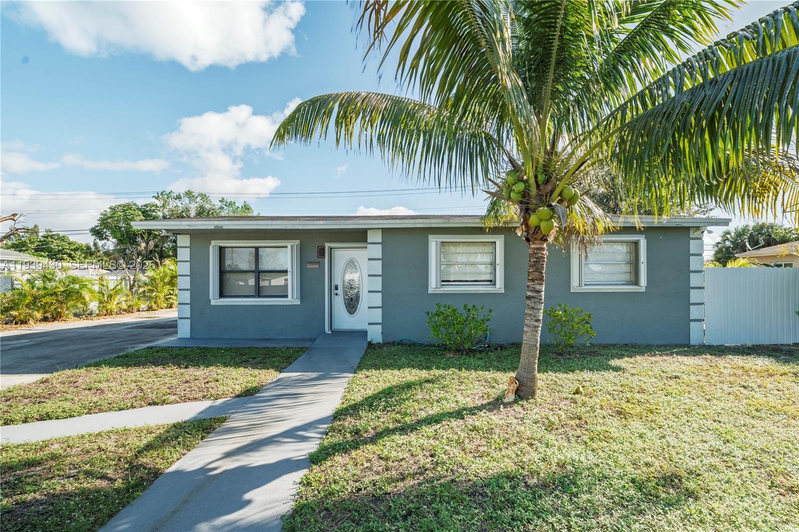 20731 NW 32nd Pl, Miami Gardens FL 33056