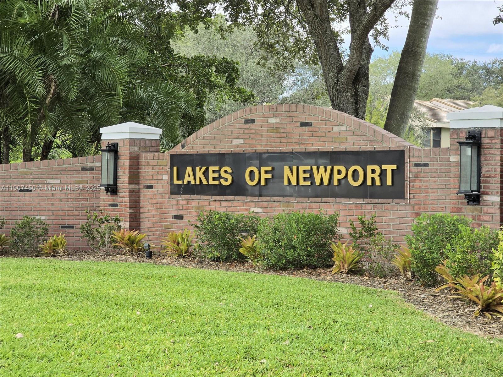 7300 NW 1st St # 201, Plantation FL 33317