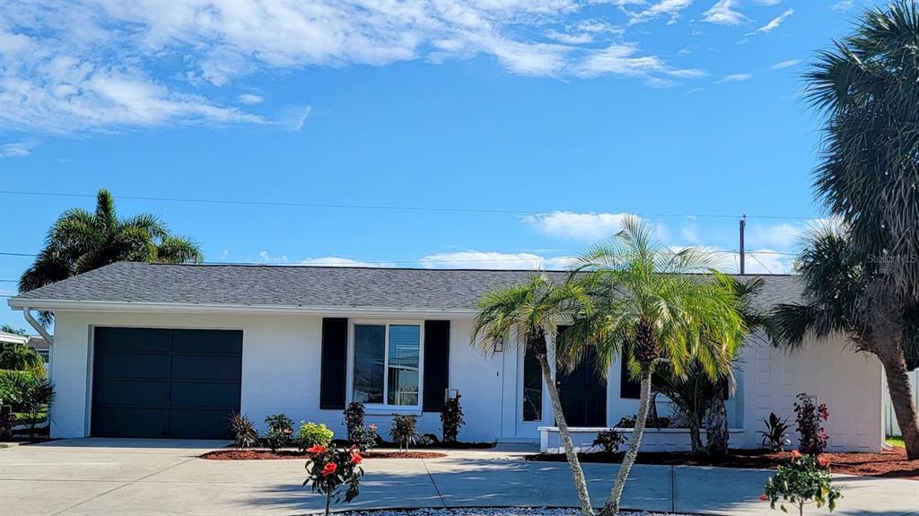 401 SUNNYSIDE DRIVE