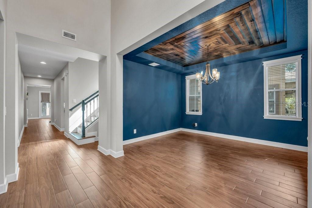16013 LONEOAK VIEW DRIVE, LITHIA, FL — photo 5 of 30