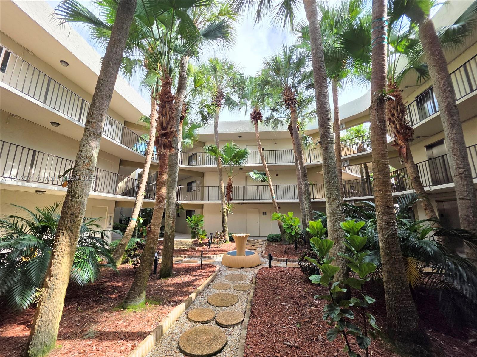 8075 SW 107th Ave # 320, Miami FL 33173