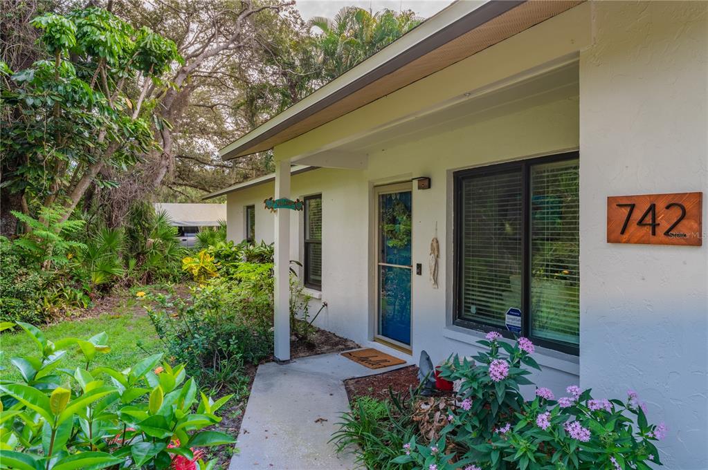 742 HARMS DRIVE, OSPREY, FL — photo 2 of 30