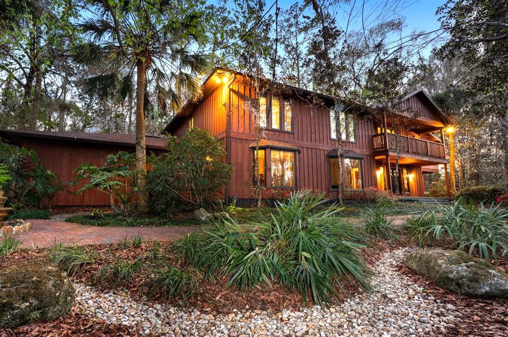 2626 NW 7TH ROAD