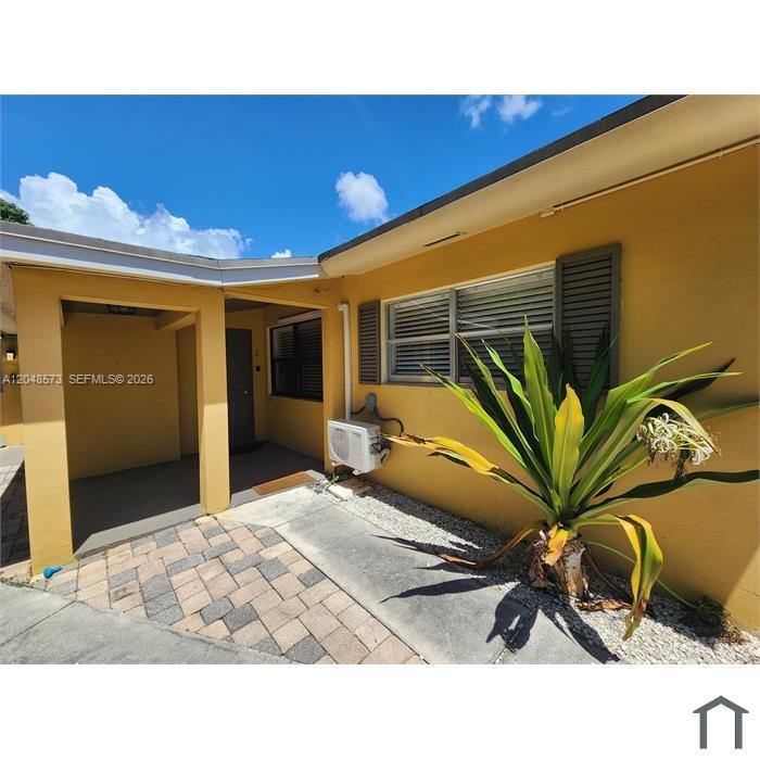 2032 NE 26th St # 3, Wilton Manors FL 33305