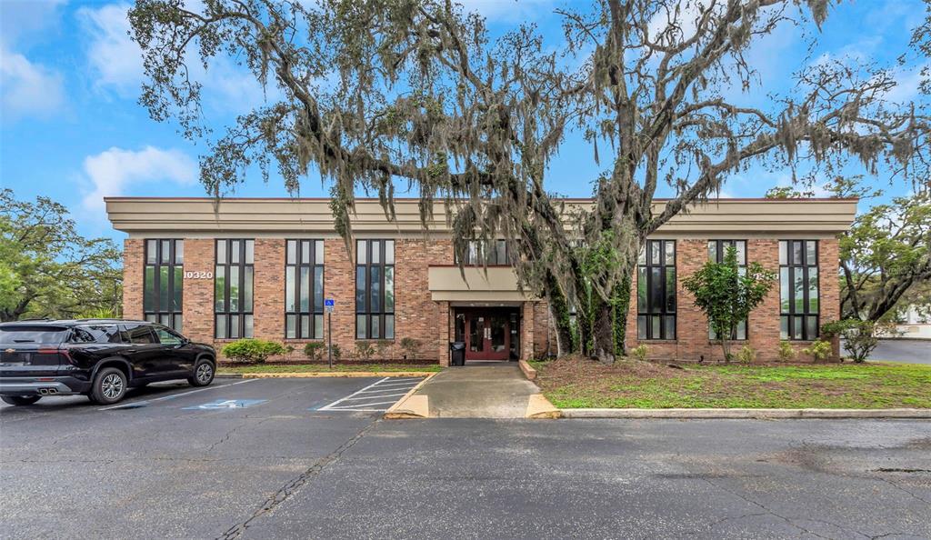 10320 N 56TH STREET UNIT 100