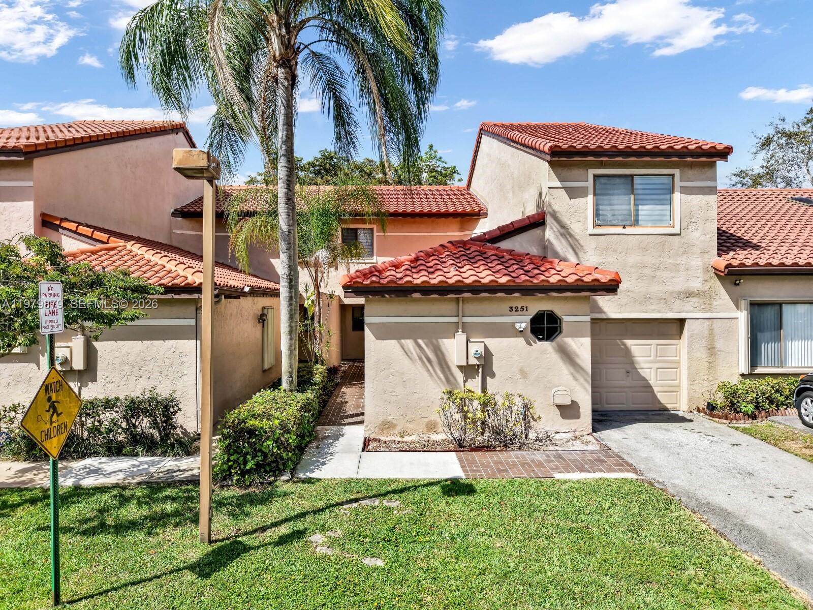 3251 Inverrary Blvd W, Lauderhill FL 33319
