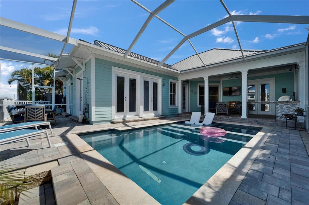 426 ISLEBAY DRIVE, APOLLO BEACH, FL — photo 3 of 30