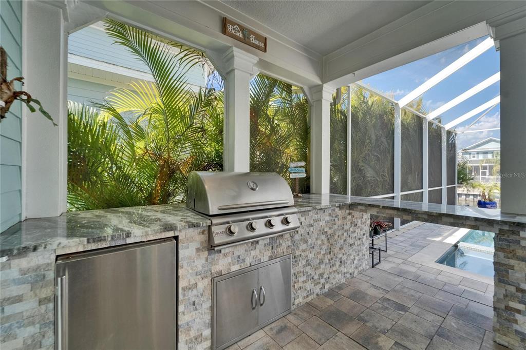 426 ISLEBAY DRIVE, APOLLO BEACH, FL — photo 5 of 30