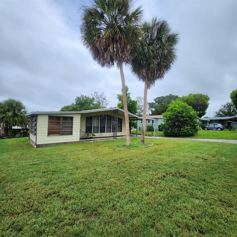 1012 PARKER PLACE