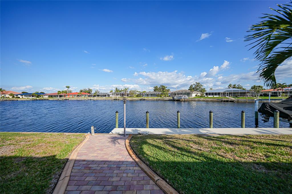1200 WINWARD COURT