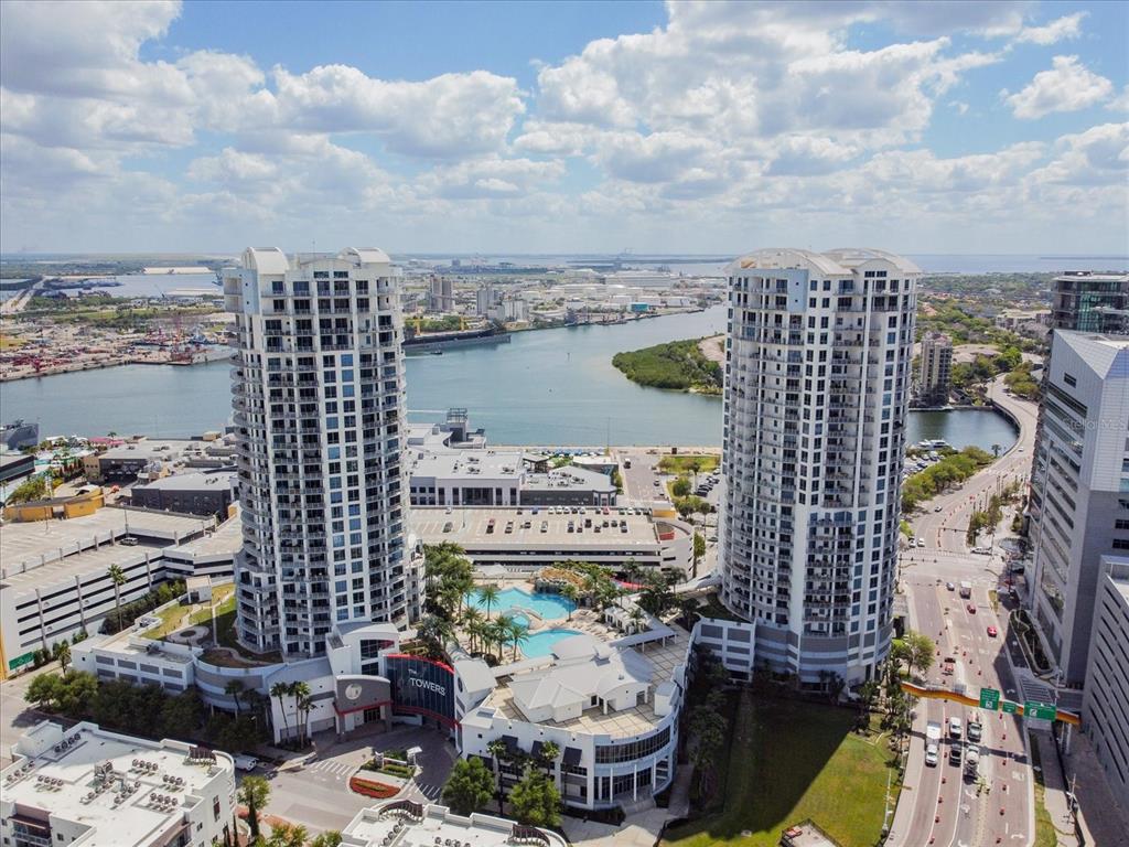 1209 E CUMBERLAND AVENUE UNIT 1906