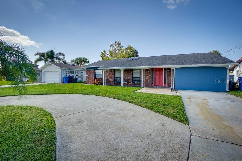 8722 THORNWOOD LANE
