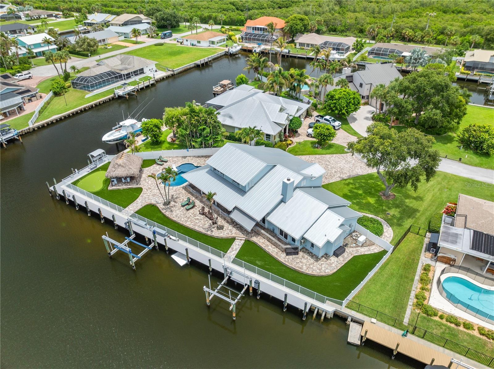 123 Queen Ann Court, Hutchinson Island FL 34949