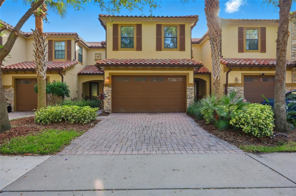 8057 PRESTBURY DRIVE