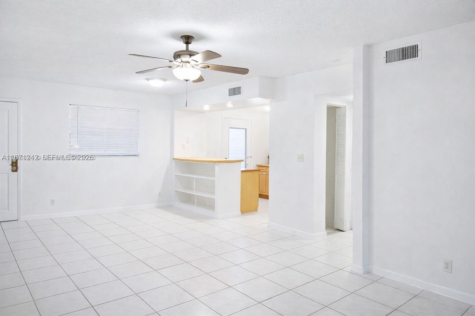 9150 NW 38th Dr # 110, Coral Springs FL 33065