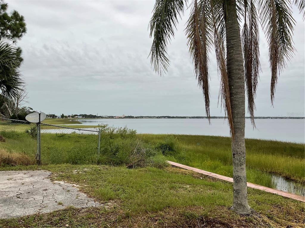 1011 LAKEVIEW DRIVE, SEBRING, FL — photo 4 of 8