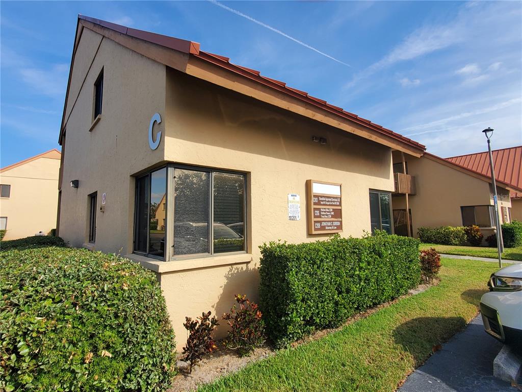 2831 RINGLING BOULEVARD UNIT 110