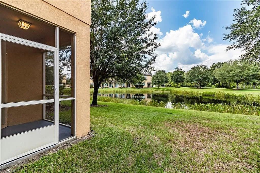 19254 STONE HEDGE DRIVE, TAMPA, FL — photo 4 of 30
