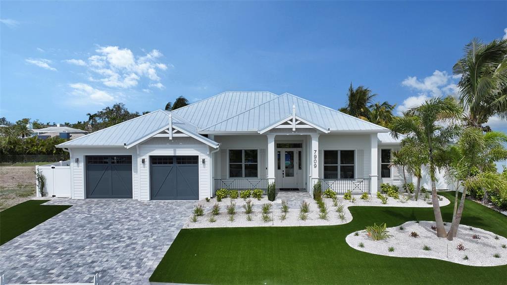 8009 20TH PLACE W, BRADENTON, FL — photo 2 of 30
