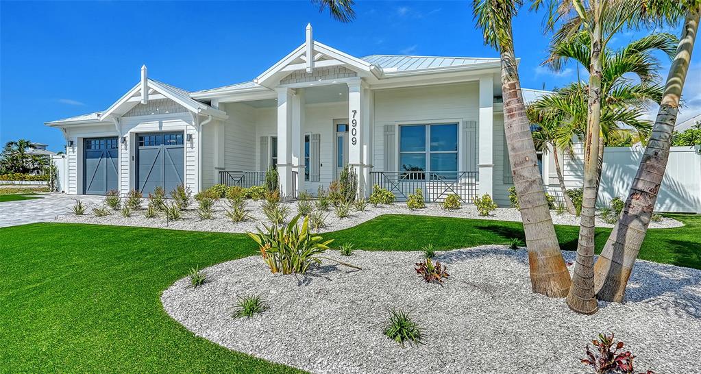 8009 20TH PLACE W, BRADENTON, FL — photo 3 of 30