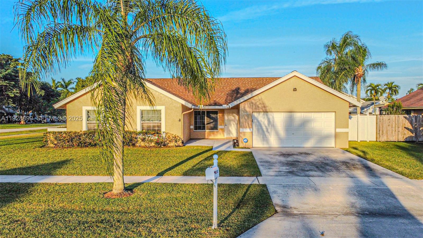 22482 Blue Marlin Dr, Boca Raton FL 33428