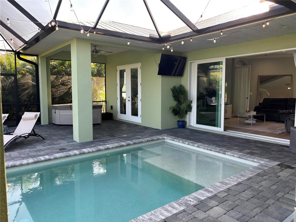 805 30TH COURT E, BRADENTON, FL — photo 4 of 30