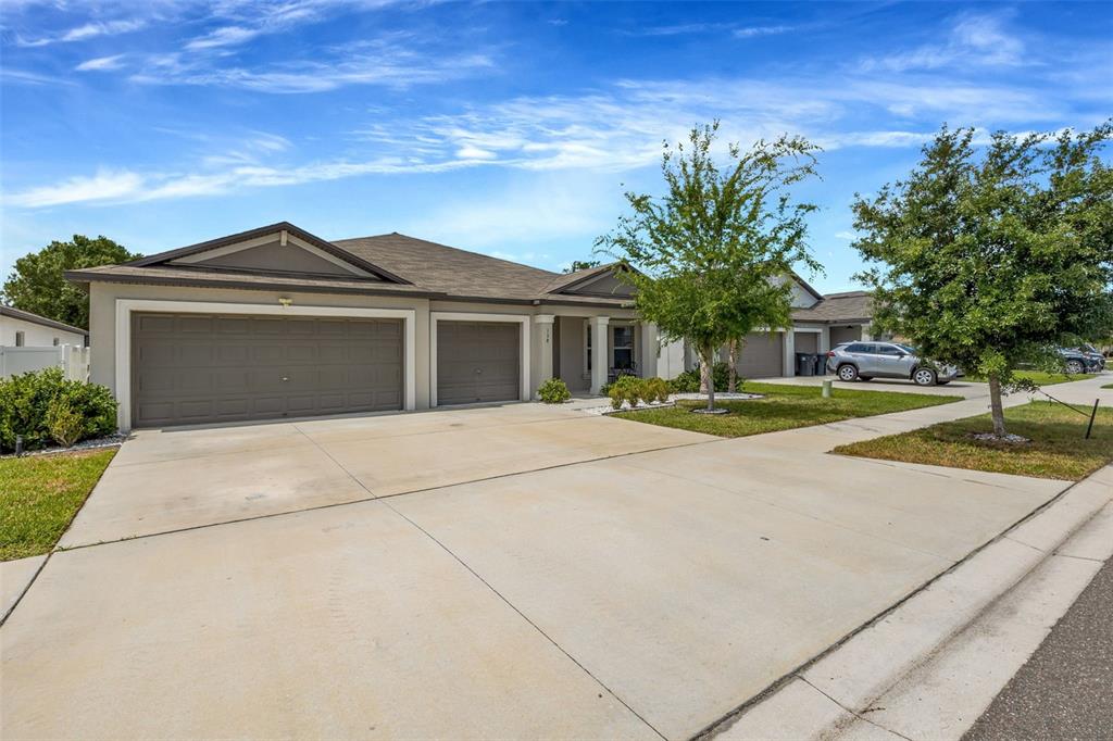 138 RAIN BERRY AVENUE